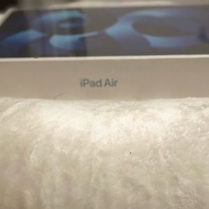IPad Air 🍃 5th Generation Wi-Fi